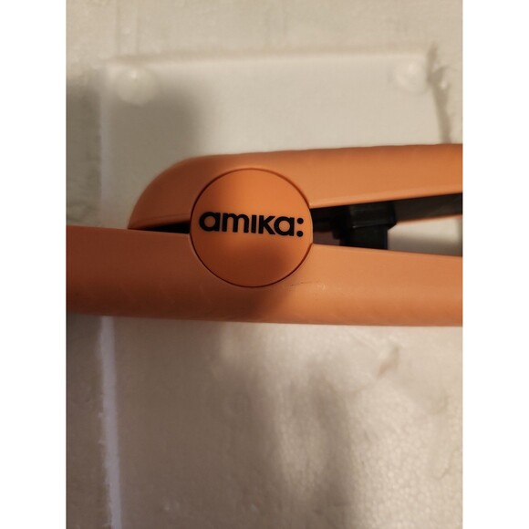 Amika
Strand Perfect Ceramic Styler - Picture 4 of 9